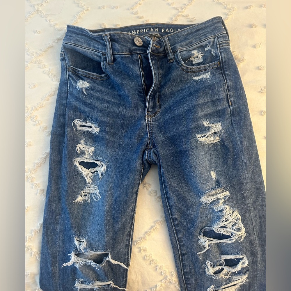 AE Ripped Mom Jean